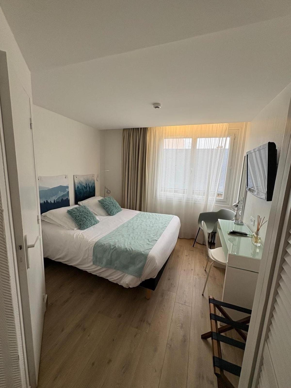Hotel Moderna 3*