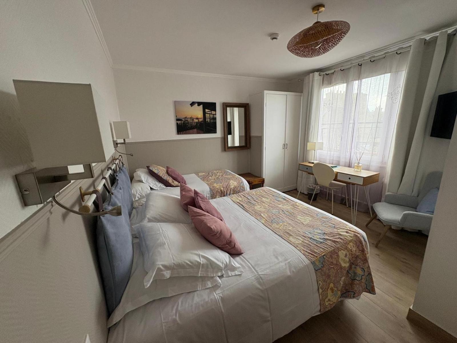 Moderna Hotel 3*